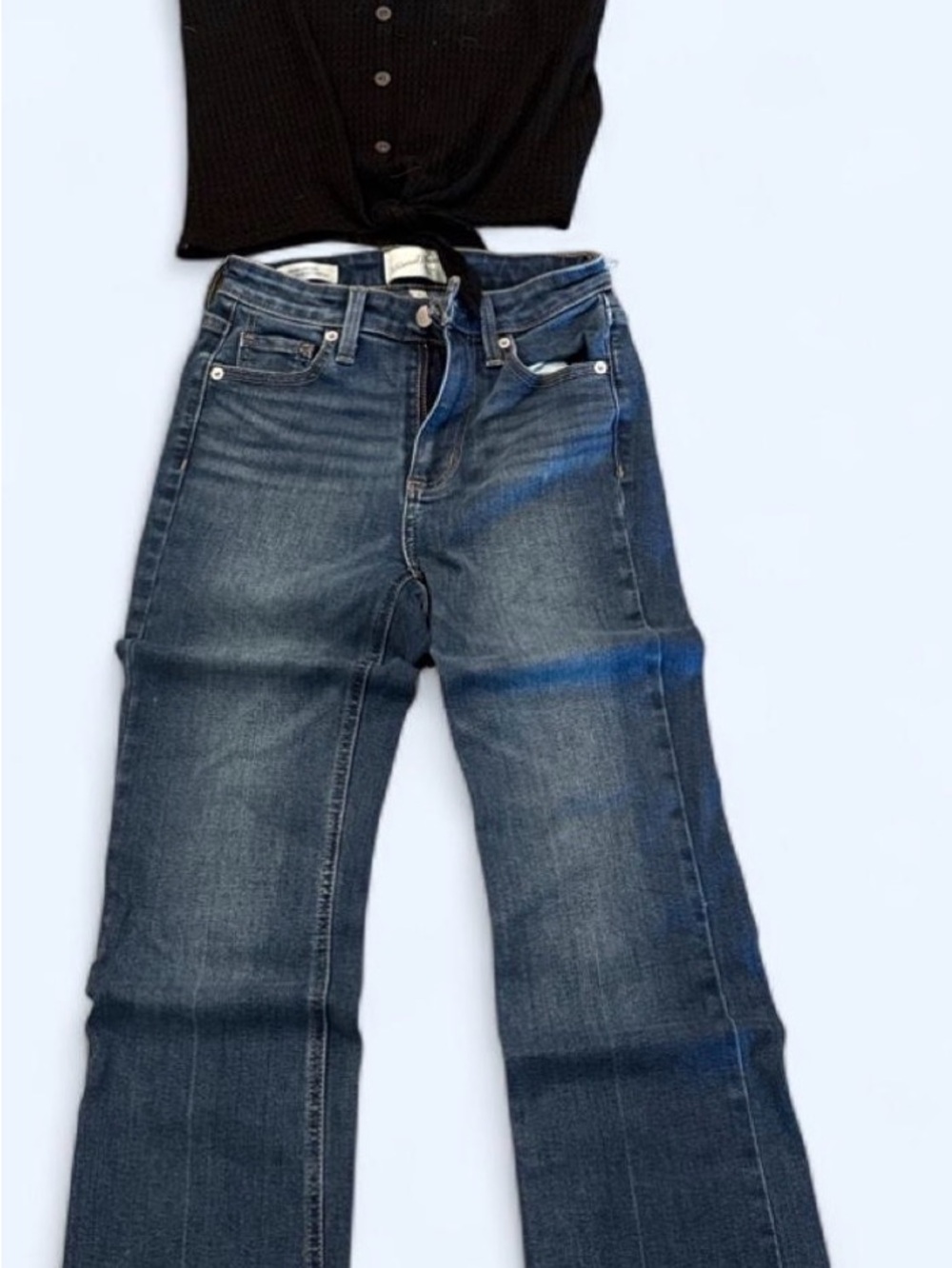 Universal Thread Dark Blue Flare Jeans outfit
